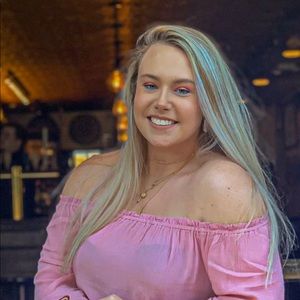 Meet your Posher, Hannah